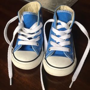 Little kids Converse shoes